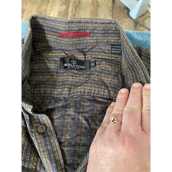 Bugatchi Uomo  Flip Cuff Men's Long Sleeve Button Front Shirt - Picture 2 of 4